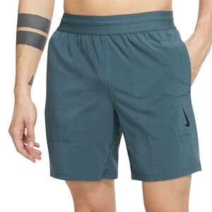 Nike Dri-Fit Yoga Flex Short
